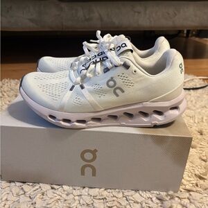 Women’s On Cloudsurfer